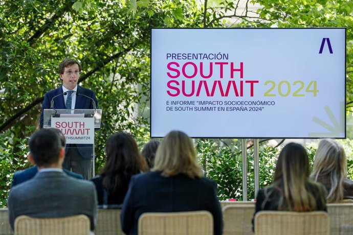 Archivo - El alcalde de Madrid, José Luis Martínez-Almeida, en la presentación de South Summit 2024