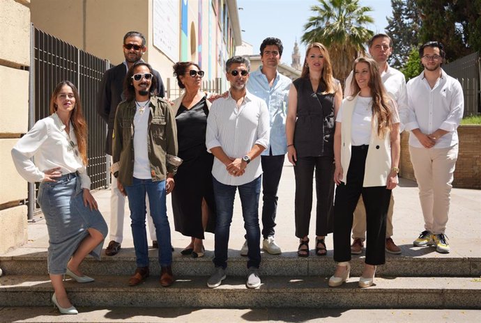 Artistas que conforman el plantel de las grandes producciones de La Bienal en el Maestranza.