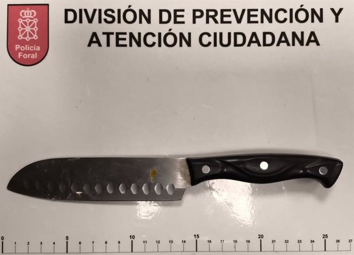 Cuchillo incautado a la detenida en Artica