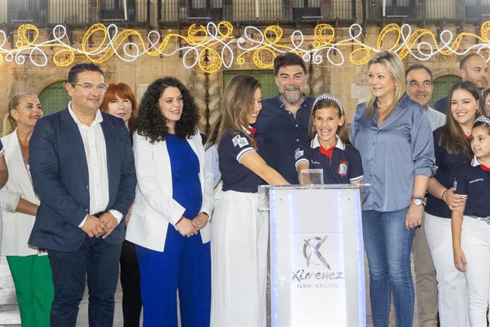 EL RECORRIDO OFICIAL DE LAS HOGUERAS SE ILUMINA CON MÁS DE 650.000 LUCES LED HASTA LA MADRUGADA DEL 1 DE JULIO