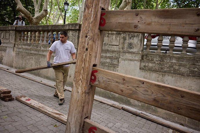 Colocación del vallado de San Fermín.