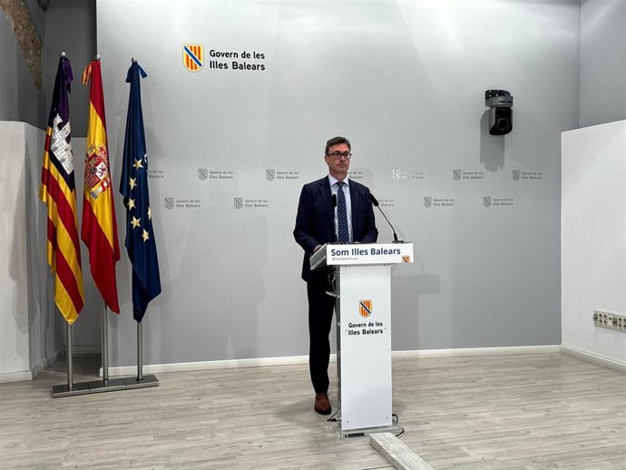 El vicepresidente y portavoz del Govern, Antoni Costa, en rueda de prensa.