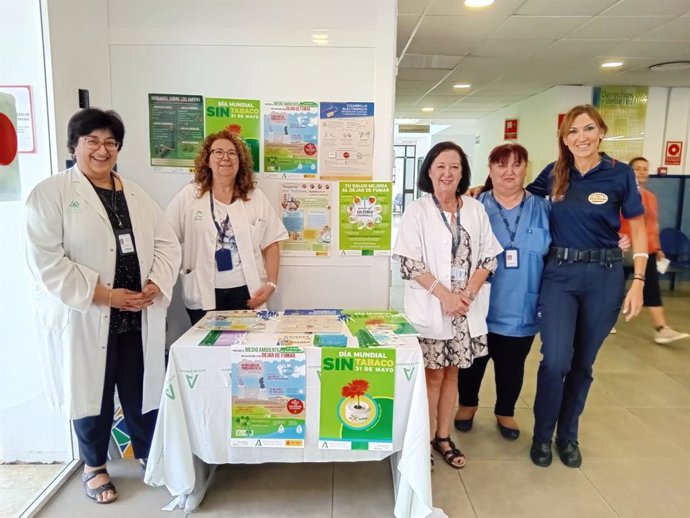 El Área Sanitaria Este de Málaga-Axarquía promueve actividades en torno al Día Mundial Sin Tabaco