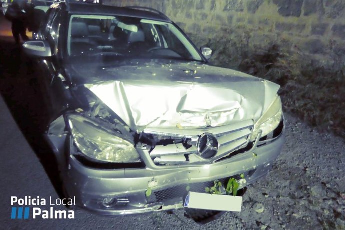 El vehíuclo después del accidente