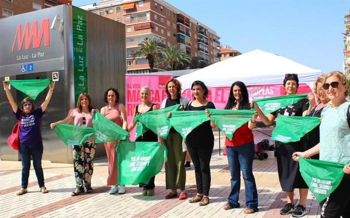 Acto de Sumar sobre los derechos sexuales y reproductivos de cara a las elecciones del 9J con Clara Alonso (IU); la candidata a las europeas, Eva García Sempere; y la portavoz de Equo, Rosa Galindo.