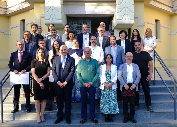 La US entrega sus Premios a la Divulgación Científica y a Trabajos de Especial Relevancia.