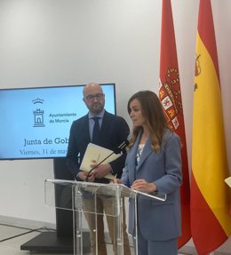 La vicealcaldesa y concejala de Fomento y Patrimonio del Ayuntamiento de Murcia, Rebeca Pérez, en una rueda de prensa