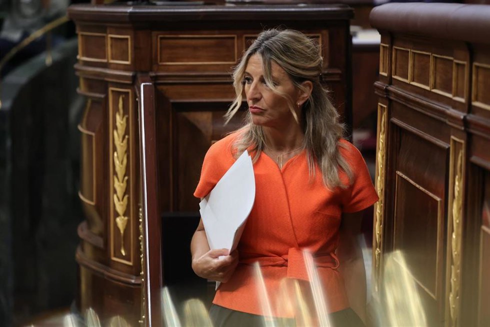 La vicepresidenta segunda y ministra de Trabajo, Yolanda Díaz,  durante una sesión plenaria en el Congreso de los Diputados, a 29 de mayo de 2024, en Madrid (España). 