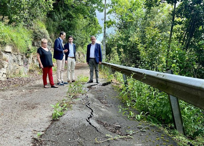 Estado del camino que une San Pedro de Rudagüera y Lloredo