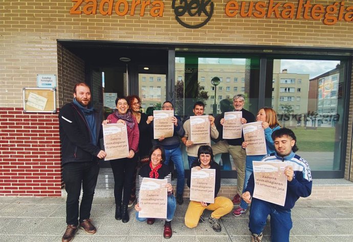 Zadorra AEK euskaltegiko kideak