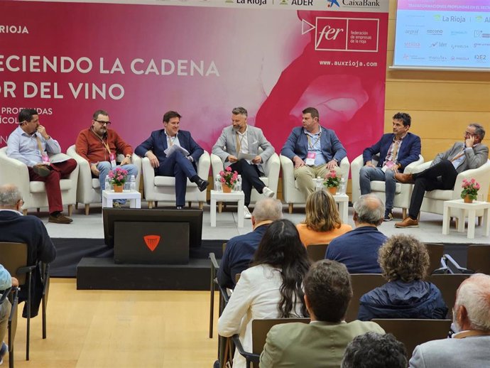 Más de 200 bodegas y empresas han participado en la II edición de 'Fortaleciendo la cadena de valor del vino'