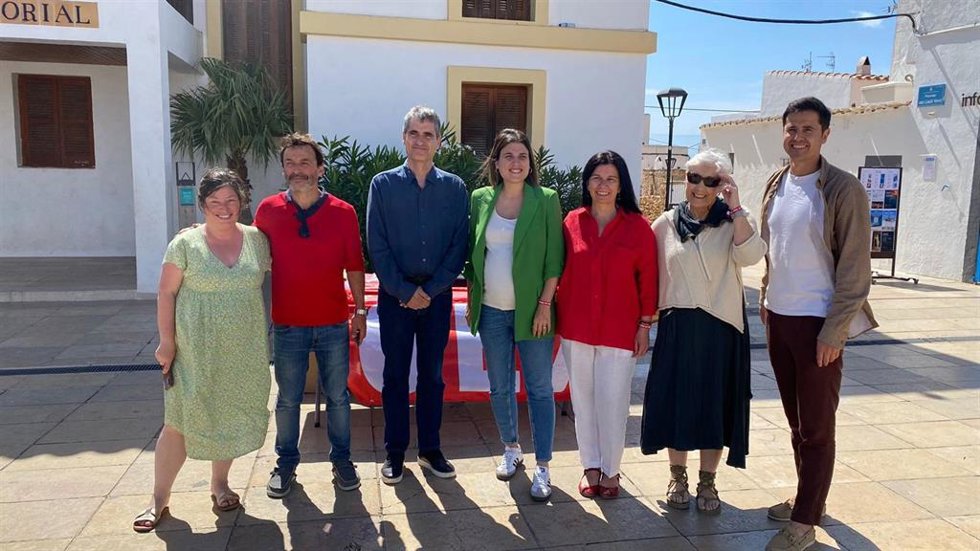 La candidata del PSIB-PSOE al Parlamento Europeo, Alicia Homs, visita Formentera