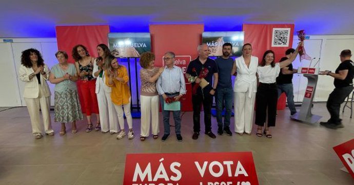 Acto del PSOE en la agrupación socialista de Valverde del Camino
