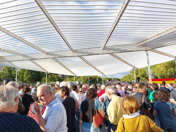 Un millar de personas advierten a PP y Vox que si derogan la Ley de Memoria en Baleares "les encontrarán en frente"