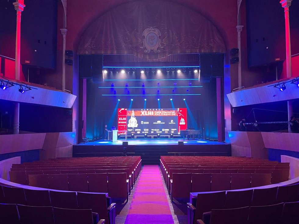 El Teatro Circo preparado para la Gala Nacional del Deporte.