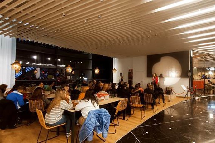 Una de las actuaciones del ciclo de monólogos de Vallsur.