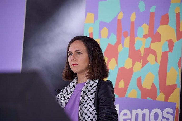 La secretaria general y diputada de Podemos, Ione Belarra, durante la fiesta de la Primavera de Podemos, en el Auditorio Trece Rosas, a 25 de mayo de 2024, en Madrid (España).