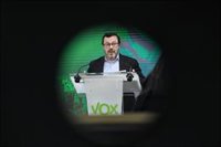 Vox se desmarca de una moción de censura de Feijóo con Junts porque los de Puigdemont no la apoyarían "gratis"