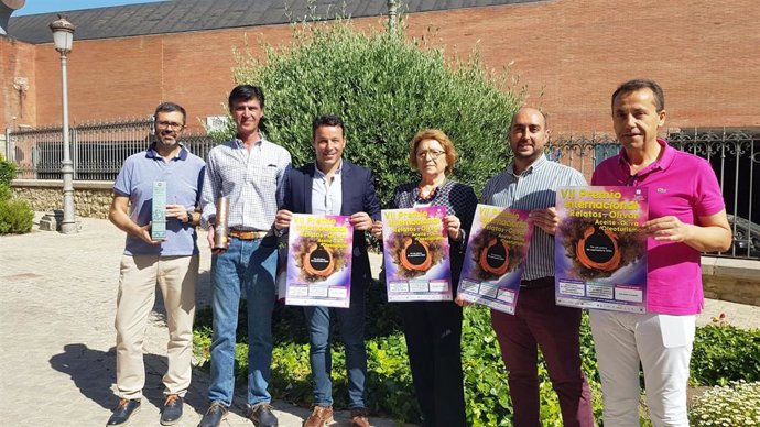 Presentación del VII Premio Internacional de Relatos sobre Olivar y Oleoturismo.