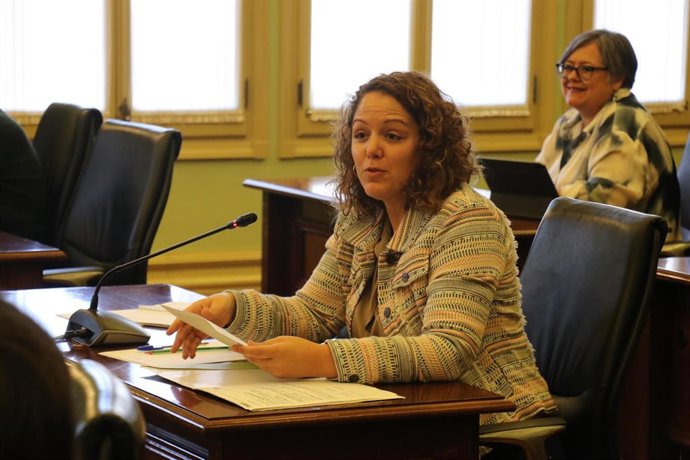 Archivo - La diputada de MÉS per Mallorca Marta Carrió.