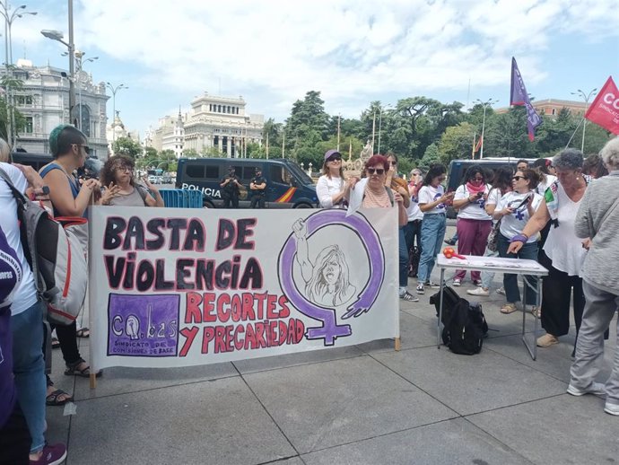 Plataforma municipal de Trabajadoras de la Red de Atención a Mujeres Víctimas de Violencia de Género en Madrid convocan una huelga de 24H.