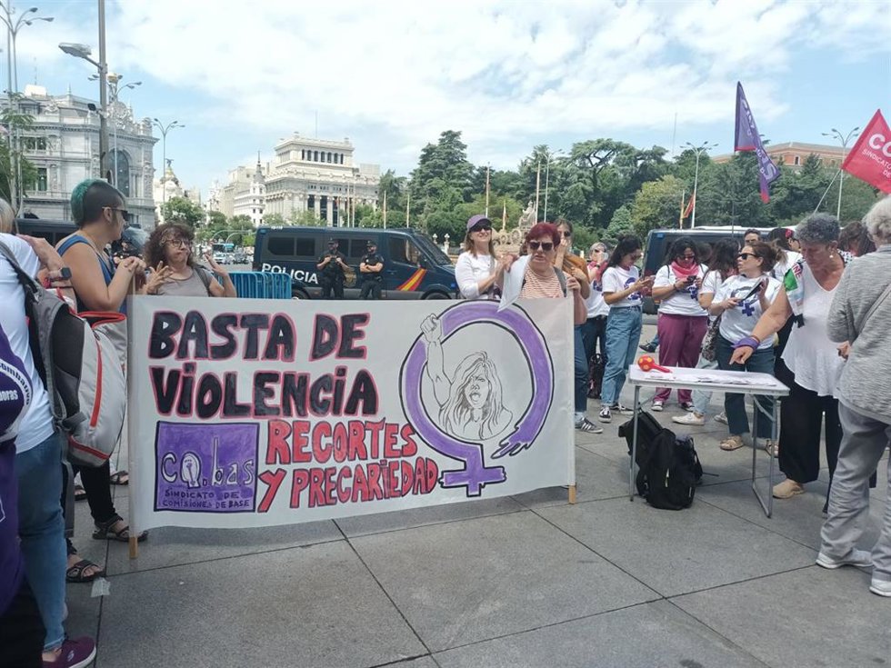 Plataforma municipal de Trabajadoras de la Red de Atención a Mujeres Víctimas de Violencia de Género en Madrid convocan una huelga de 24H.