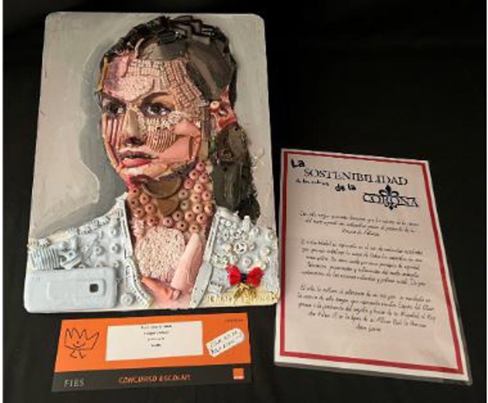 Retrato de Leonor a partir de materiales reciclados, con el que el alumno ha ganado el concurso en Andalucía.