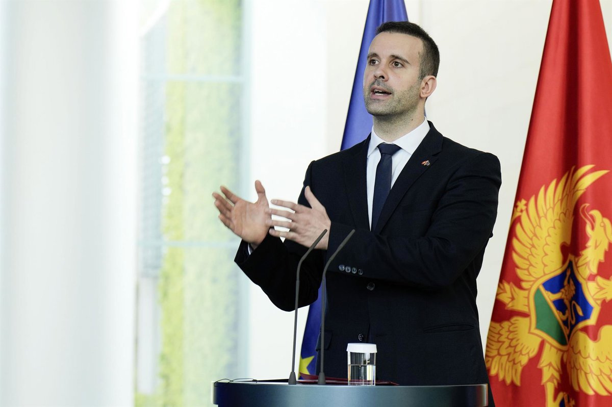 Montenegro. Montenegro defiende que ha avanzado más en adhesión a la