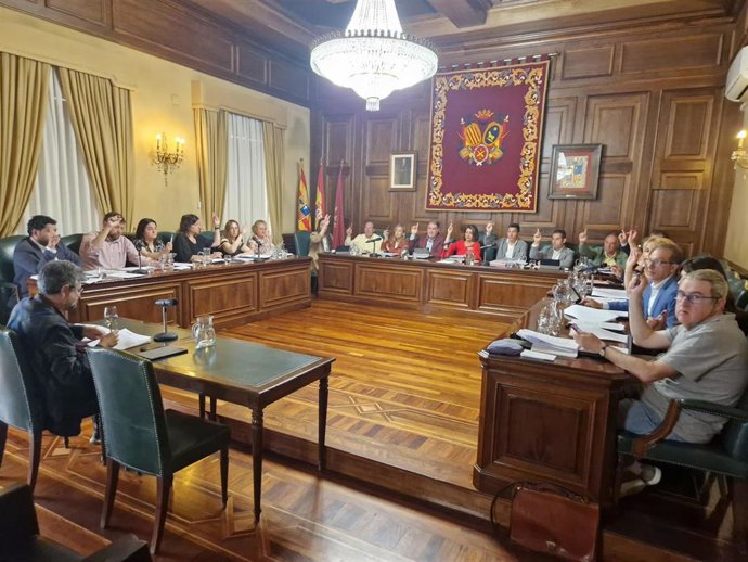 Sesión plenaria del Ayuntamiento de Teruel.