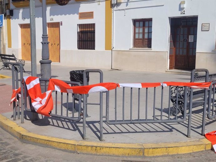 Pancarta del PSOE de Écija objeto de actos vandálicos