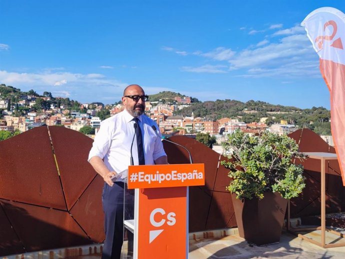 El candidato de Cs a las elecciones europeas, Jordi Cañas, en un acto de campaña en Barcelona, a 3 de junio de 2024