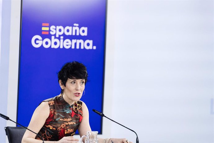 Archivo - La ministra de Inclusión, Seguridad Social y Migraciones, Elma Saiz