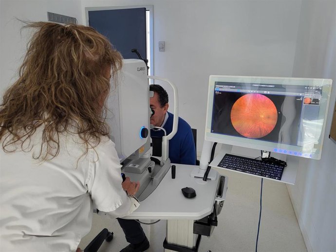Siete nuevos retinógrafos entran en funcionamiento en centros de salud de Cáceres y Badajoz