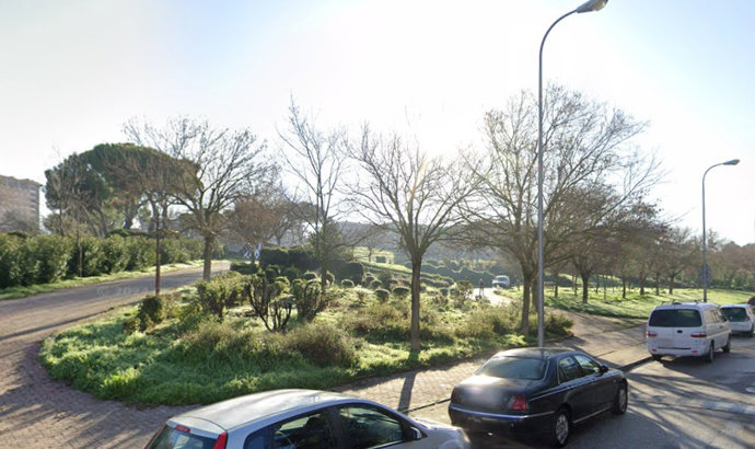 Detenido un joven y tres chicas menores por agredir e insultar a una transexual al grito de "medio hombre"