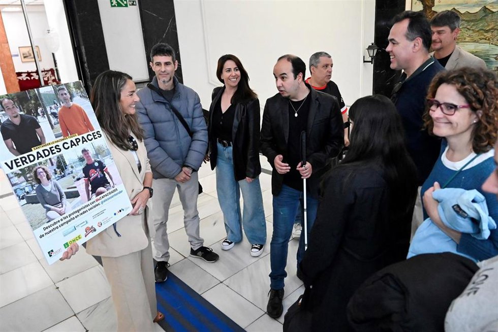 Santander y asociaciones lanzan la campaña 'Verdades Capaces' contra los bulos sobre las personas con discapacidad