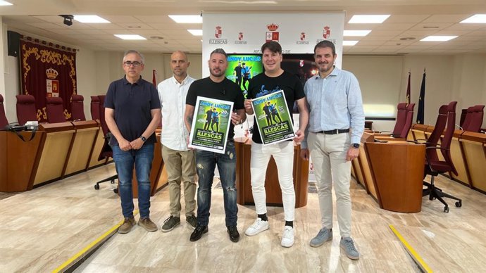 Presentación del concierto de Andy y Lucas.