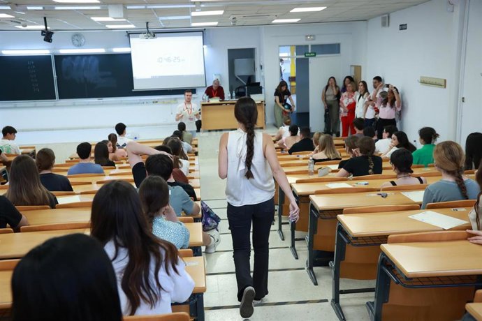 Examen de la PEvAU en Andalucía en 2024.