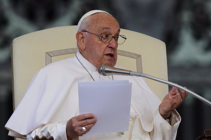 22 May 2024, Vatican: Pope Franics speaks during his weekly General Audience in St. Peter's Square at the Vatican. Photo: Evandro Inetti/ZUMA Press Wire/dpa