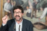 Trabajo quiere abordar la denuncia de UGT del bajo coste de horas 'extra' en la mesa de reducción de jornada