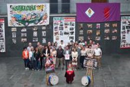 Inaugurada la exposición '75 años de la Peña Anaitasuna'.