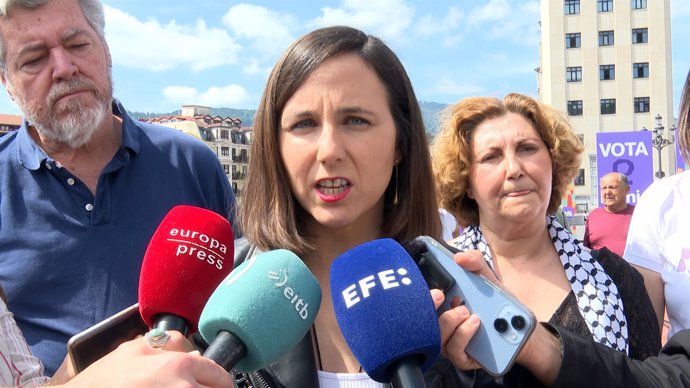 La secretaria general de Podemos, Ione Belarra, en un acto de camoaña a las elecciones europeas en Bilbao