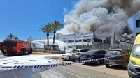 Controlado el incendio en una nave del polígono industrial de Sant Jordi, en Ibiza