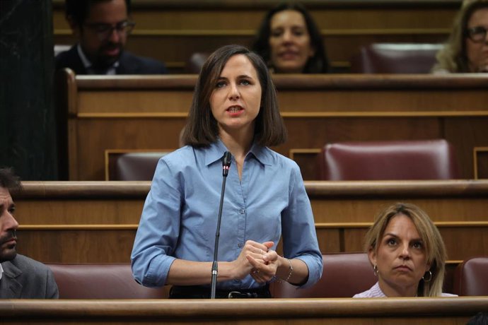 La portavoz de Podemos en el Congreso, Ione Belarra, interviene durante la sesión de control al Gobierno, en el Congreso de los Diputados, a 29 de mayo de 2024, en Madrid (España). 