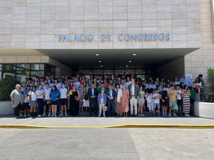 Foto de familia de la entrega de los reconocimientos del 23º Premio de Medio Ambiente.
