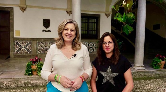 Las concejalas de Vox en el Ayuntamiento de Granada, Beatriz Sánchez Agustino y Mónica Rodríguez Gallego