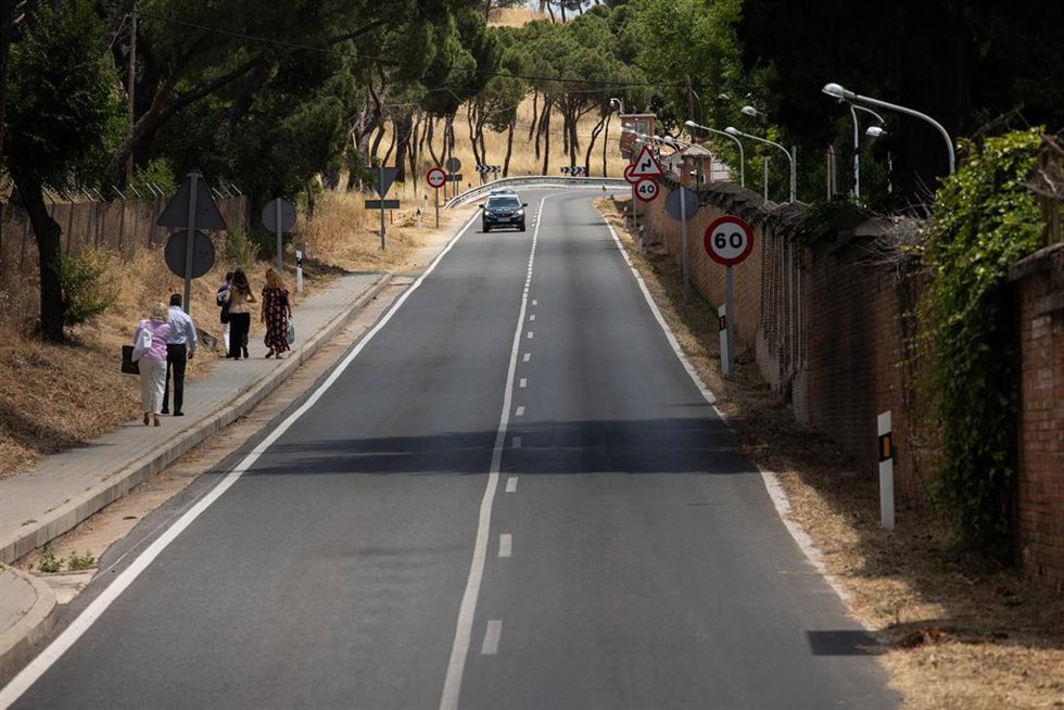 La Guardia Civil corta un tramo de la M-612, en la carretera de Fuencarral-El Pardo, a 4 de junio de 2024, en Madrid (España). El hombre que ha muerto hoy al mediodía en el distrito de Fuencarral es Borja Villacís, hermano de la exvicealcaldesa de Madri
