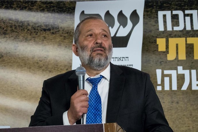 Archivo - El líder del partido ultraortodoxo israelí Shas, Areyh Deri