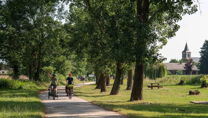 Archivo - El Pirineo francés presenta la Vélosud, la ruta transversal para recorrer en bicicleta del Atlántico al Mediterráneo