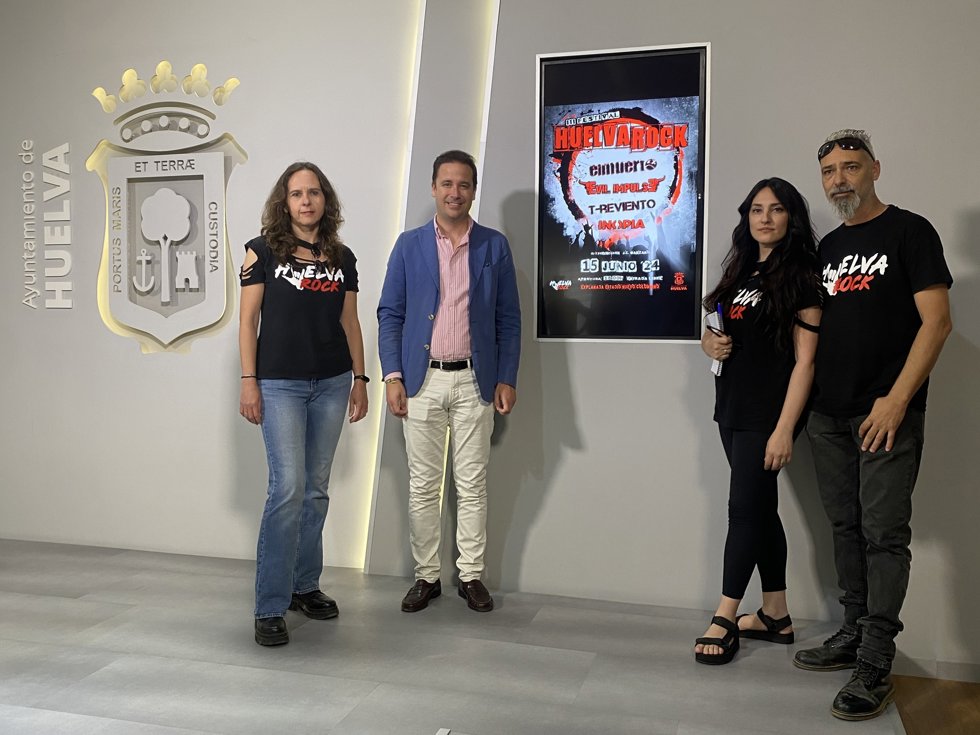 Presentación del tercer festival Huelva Rock en el Ayuntamiento de Huelva. -
