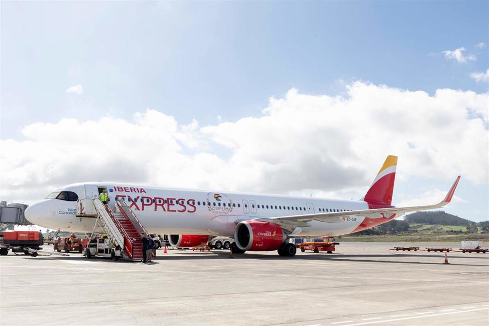 Iberia Express opera más del 55% de sus vuelos con Canarias con flota de nueva generación